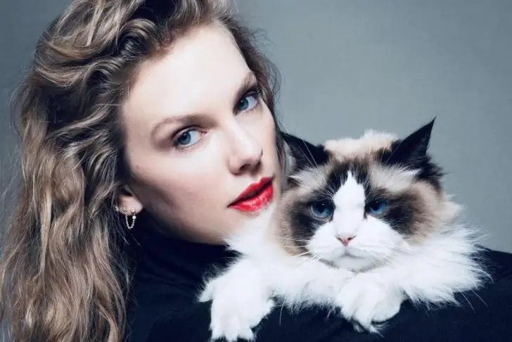 Taylor Swift and Kamala Harris.